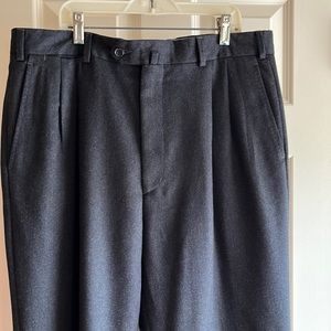Sartoria Menchetti 100% wool charcoal grey dress pants~ Measurements 36 X 32